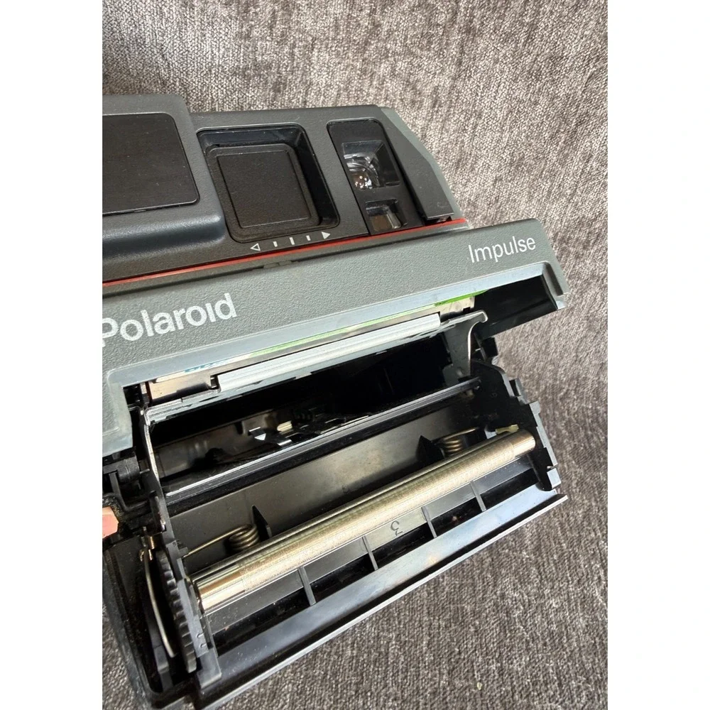 Vintage Polaroid Impulse 600 Instant Film Camera Gray Pop Up Flash
